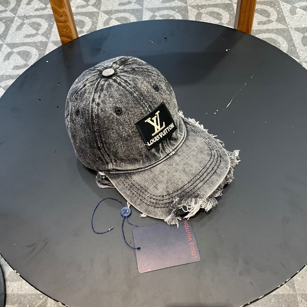 Louis Vuitton Caps